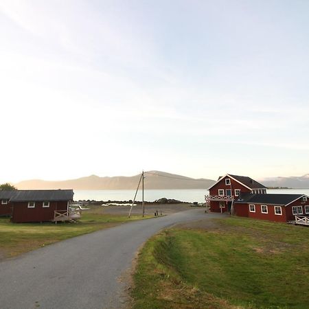 Toftenes Sjohuscamping Alsvåg エクステリア 写真