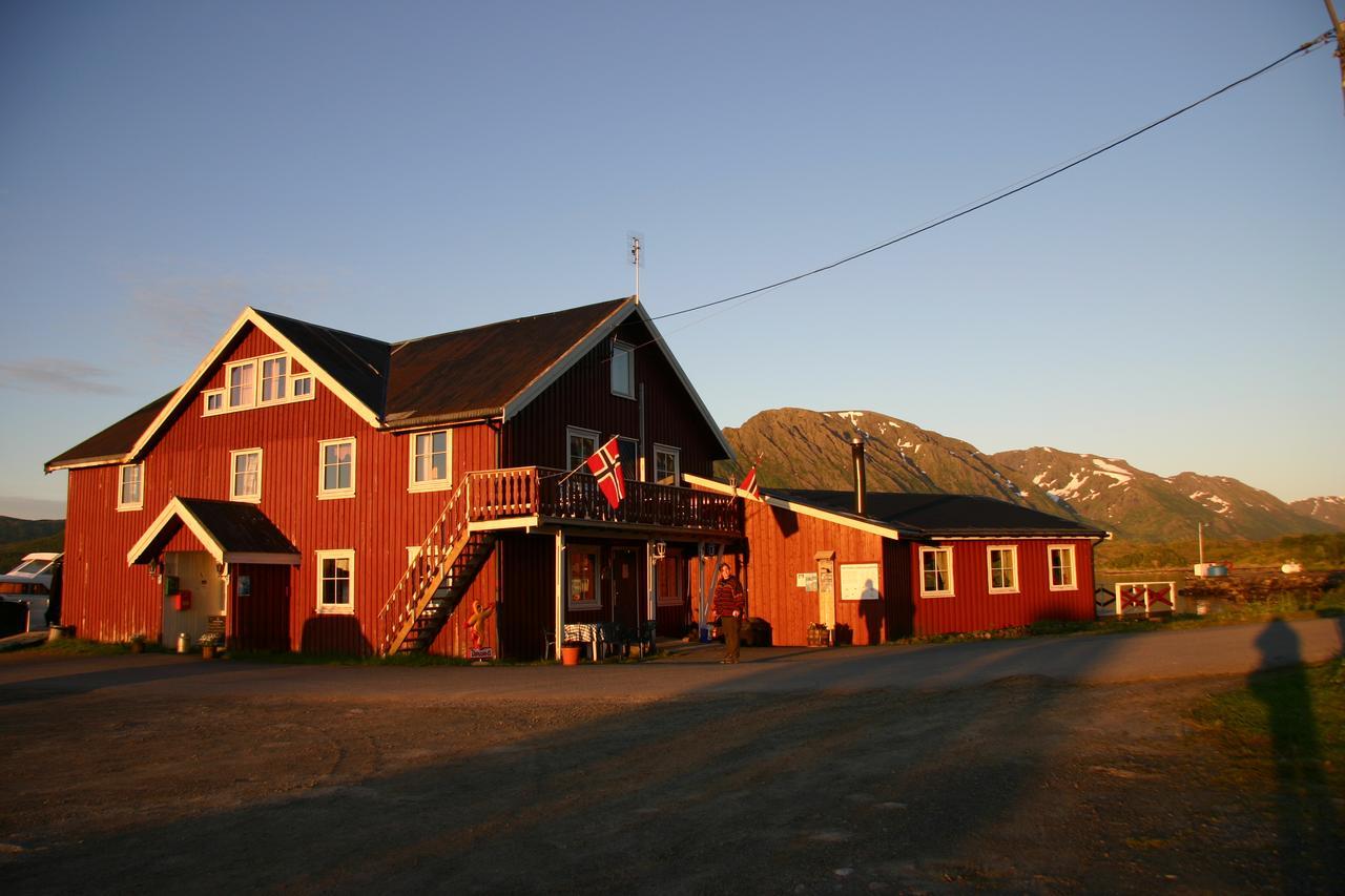 Toftenes Sjohuscamping Alsvåg エクステリア 写真