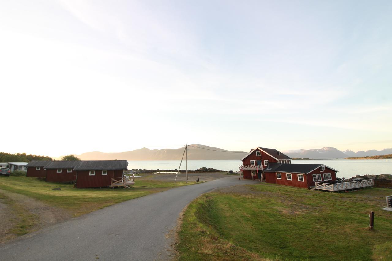 Toftenes Sjohuscamping Alsvåg エクステリア 写真